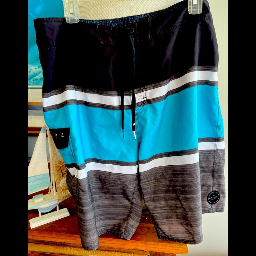 Rip Curl  Swimsuit trunks size medium